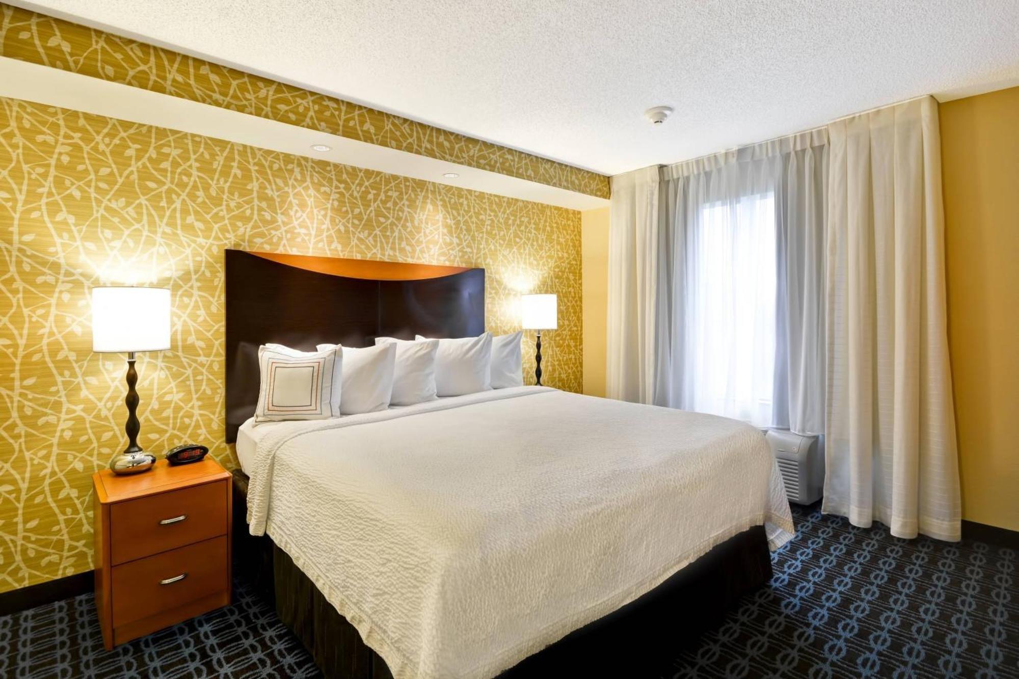 Fairfield Inn & Suites Tampa Fairgrounds/Casino Orient Park Exterior photo
